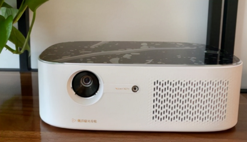 家用投影仪哪个牌子好十大排名,目前口碑最好的十大品牌投影仪