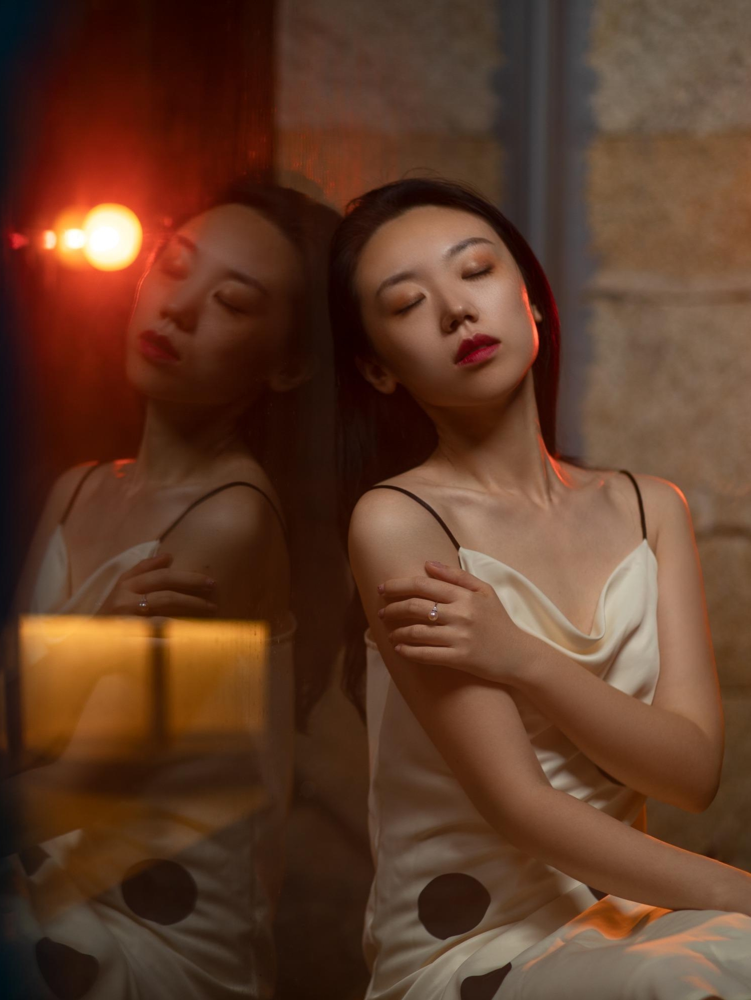 谁是谁前世的挂牵？谁又是谁今生的轻叹？