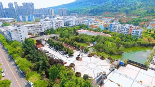 【民校展台】新纪元：中国民办教育追梦者——上海新纪元教育集团创办24年巡礼