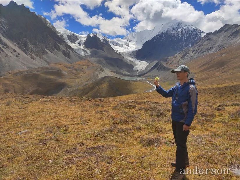 陪着贡嘎过仲秋，深夜听到女生的尖叫（上）