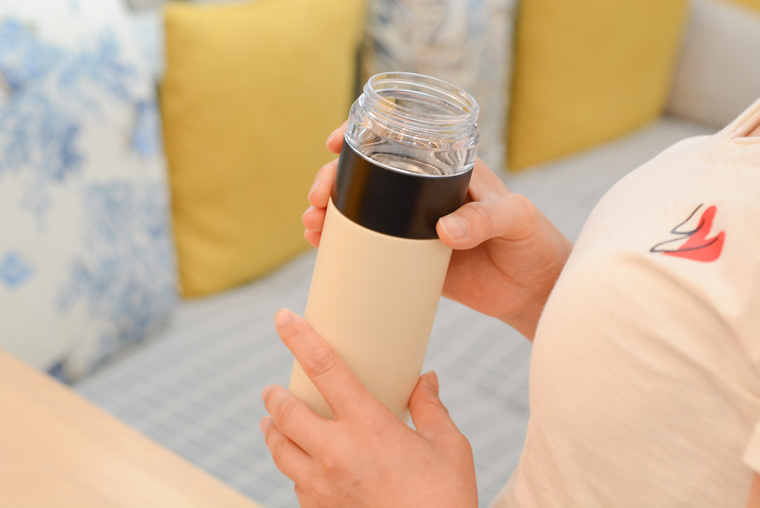 小米89元保温泡茶杯，一杯三用，从此爱上喝茶