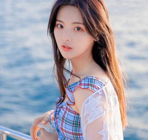 属兔的一线女明星,这四位女明星谁年轻时更漂亮