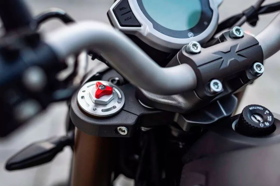 春风700cl-xadventure版,北京车展春风700cl-x运动版