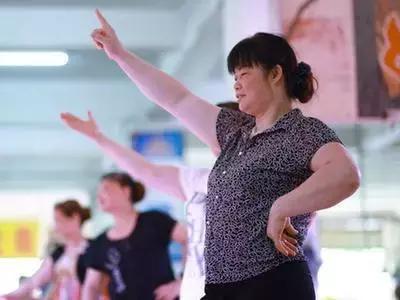 在哪里买omg手表便宜,去哪儿买大牌还便宜