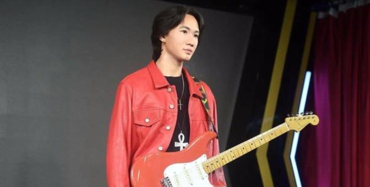 黄家驹如何看待香港音乐,香港乐坛对黄家驹的影响