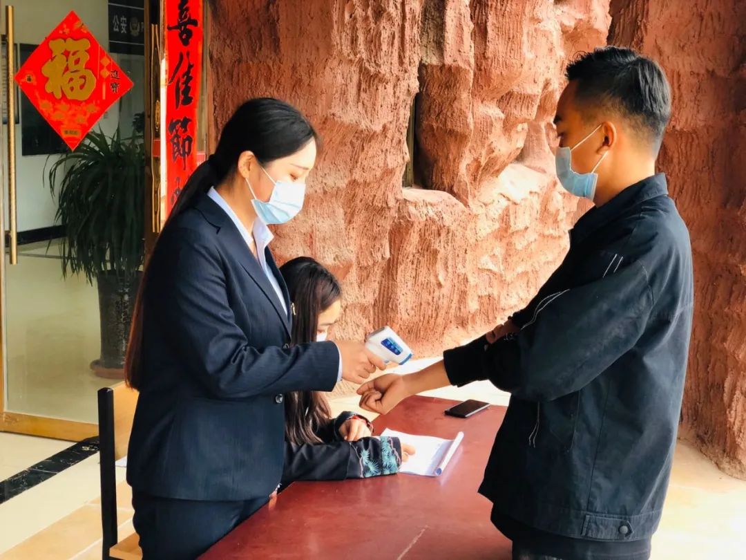 冰沟丹霞五一,冰沟丹霞旅游景点推荐