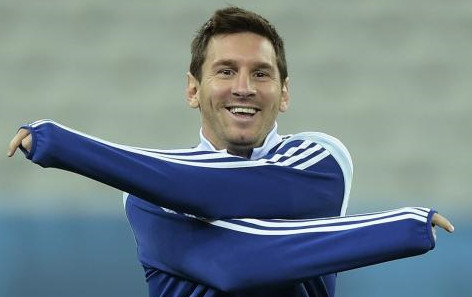 送给大家一首歌，名叫《梅西》，你能跟着哼起来：勇者无惧与无奈