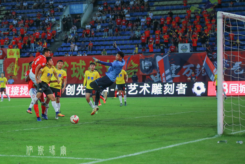 输了一起扛赢了一起狂下一句,输了一起扛赢了一起狂是什么歌