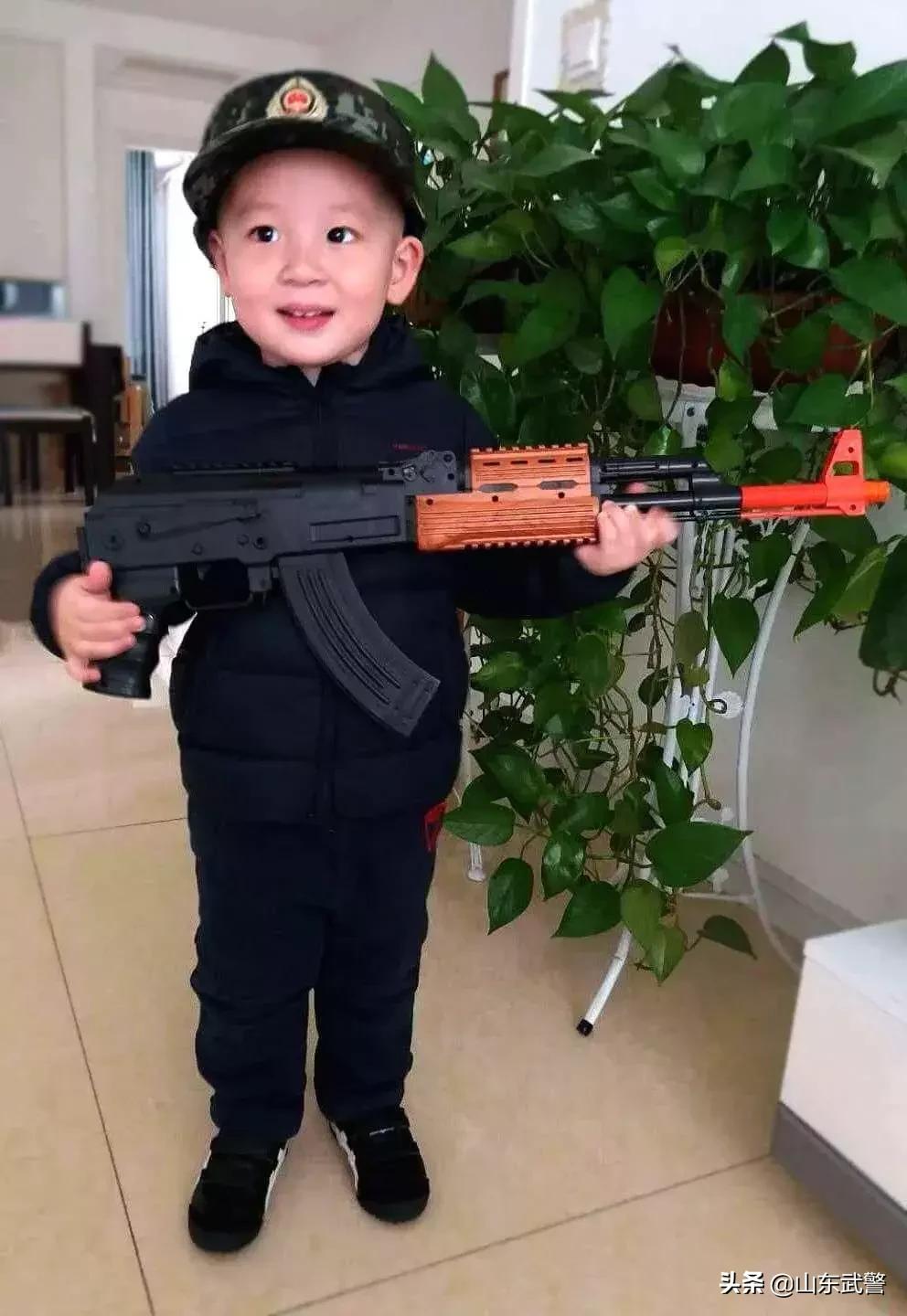 军娃的感人告白,萌萌的军娃