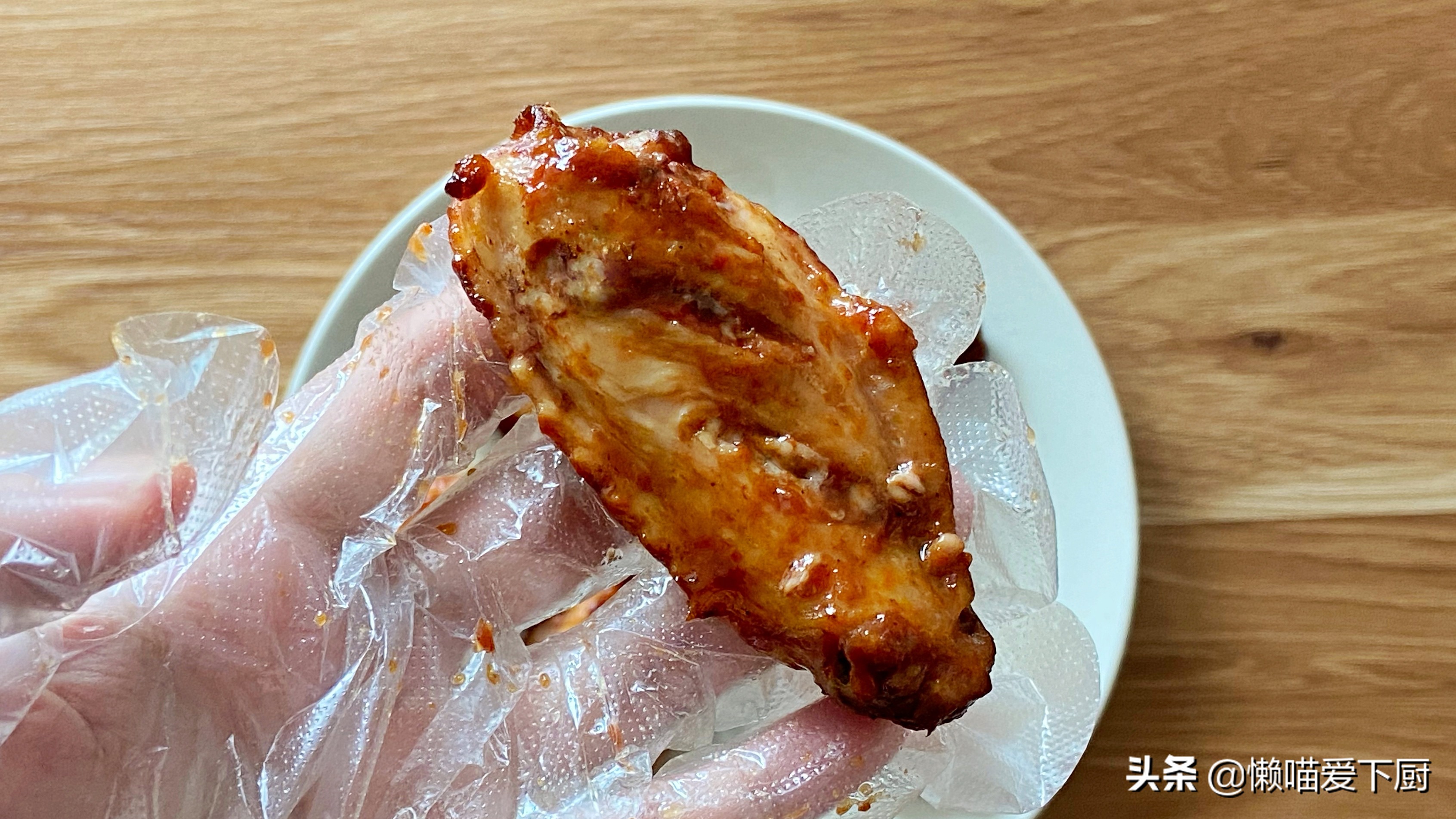 家庭自制烤鸡翅的方法,不腌制碳烤鸡翅教程