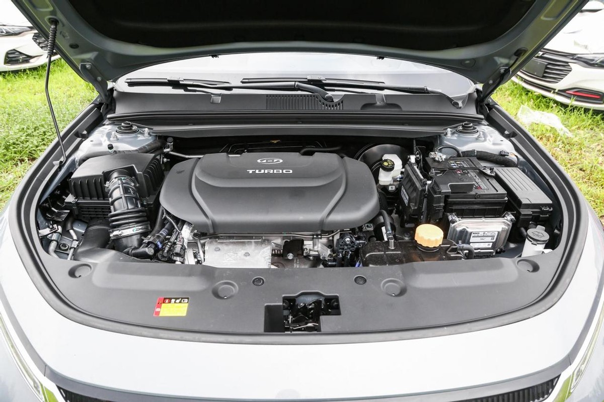 国产汽车买吉利好还是买宝骏好,长安吉利宝骏哪个车的质量好