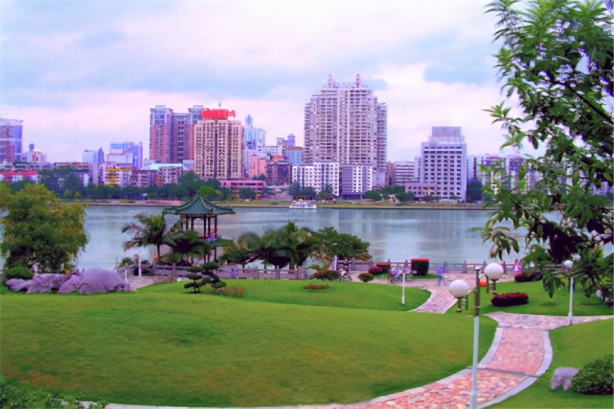 免费游云浮｜如云般洁白轻妙，浮动着向往的生活，云浮免费旅游