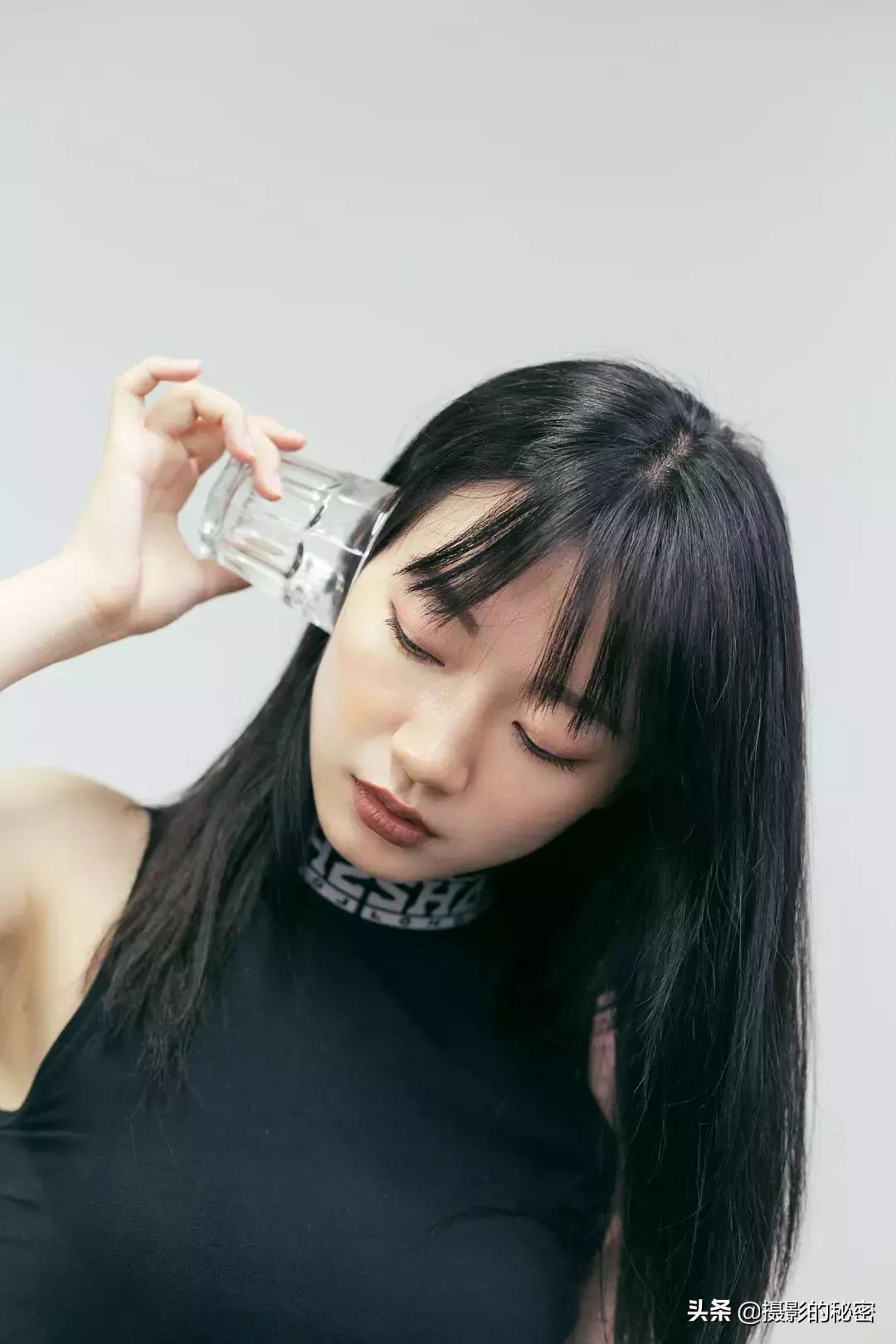 拍照时很僵硬不会摆动作,拍照太僵硬不会摆动作