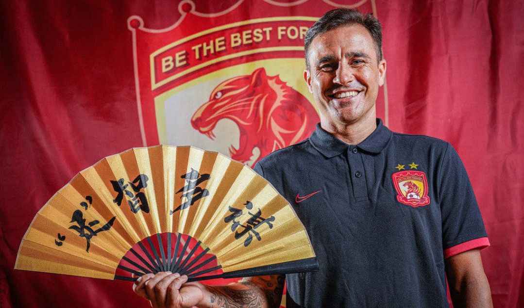 恒大全队写真,广州恒大俱乐部队员集体照