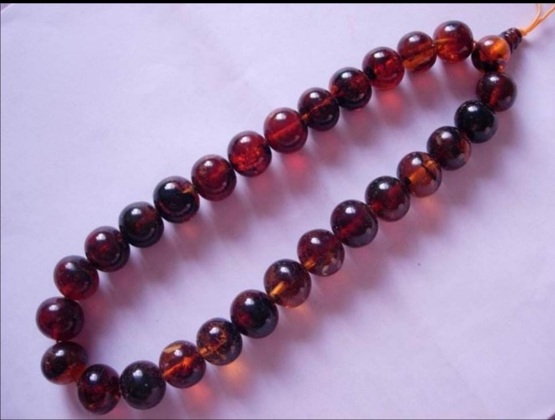 我的爱好之一是的英语,我的爱好之一是弹钢琴用英语怎么说