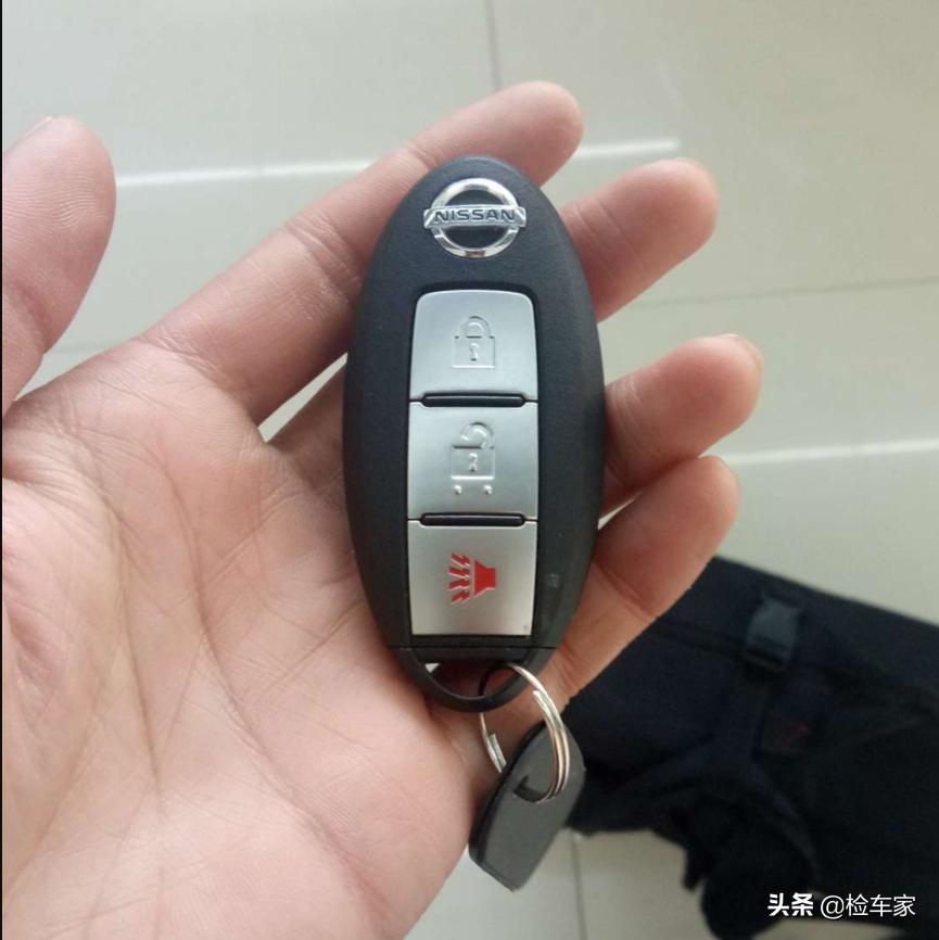 日产途乐最顶配越野,2020款日产途乐4.0钛金版越野视频