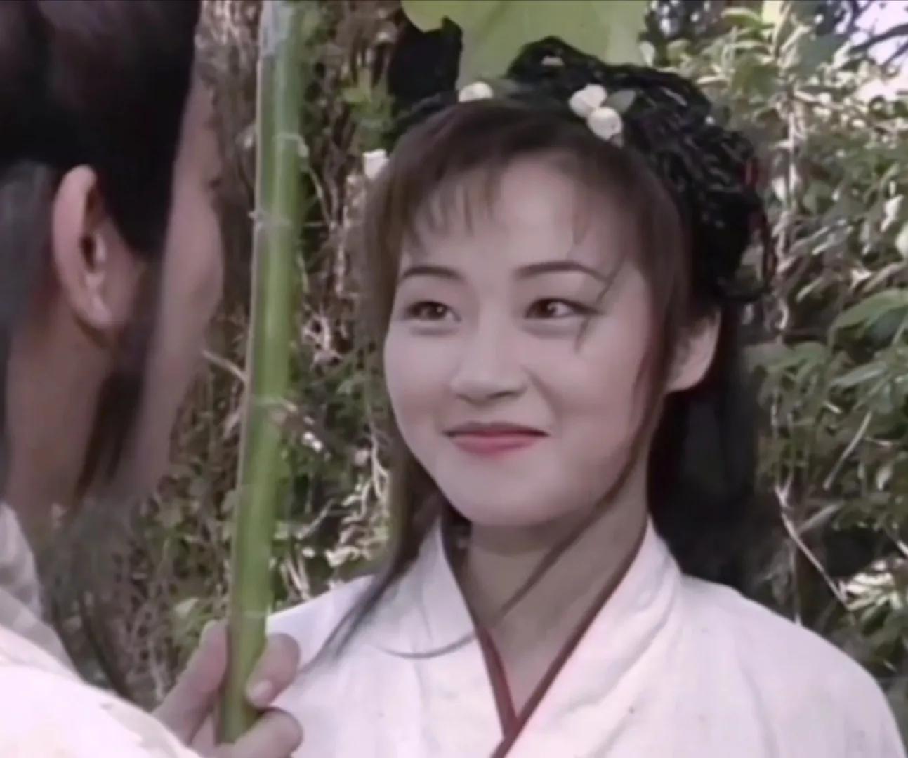 港台女星古装头饰,港剧古装小辫子发型