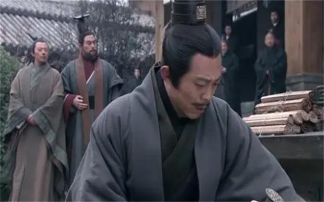 桃李满天下典故的主人公是谁,桃李满天下不是指孔子吗