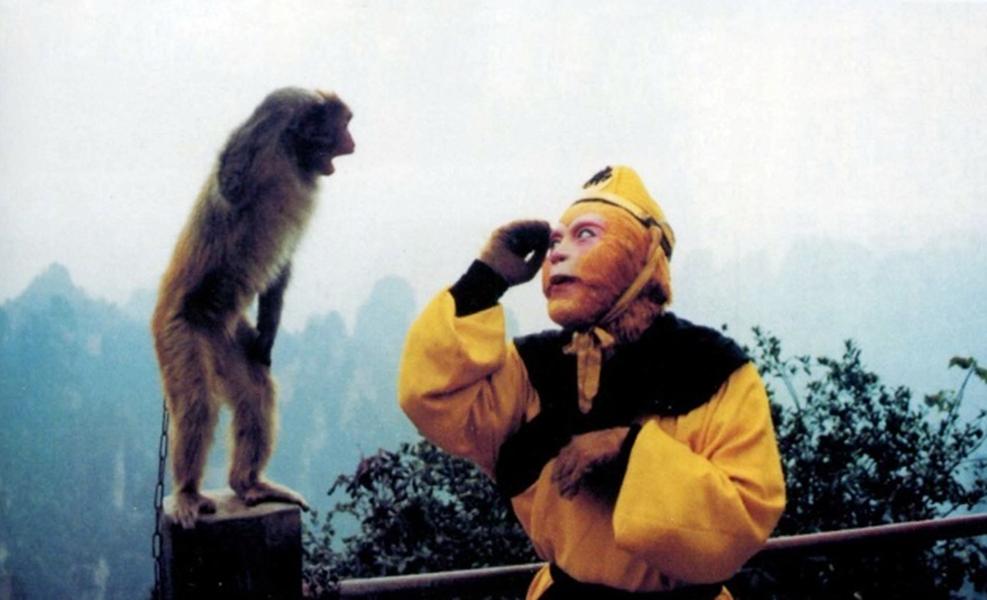 六小龄童避评周星驰,周星驰如何回应六小龄童