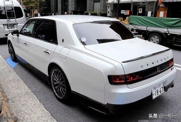 想与丰田社长开同款世纪GRMN，限700辆的模型了解一下