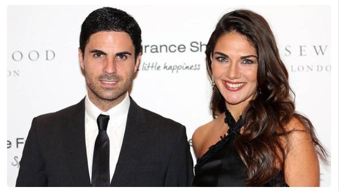 足球球员与球迷的暖情时刻,中国足球运动员妻子