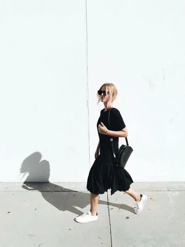 又好看又百搭的小白鞋,那些超好看的又百搭的小白鞋