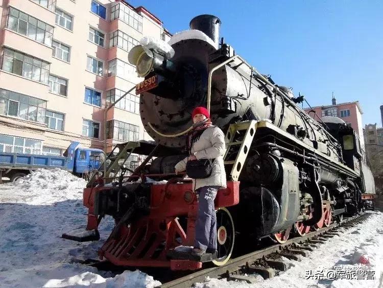 中国各地大型火车站详细样子,实拍中国最小火车站