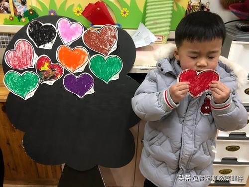 中班美术新年贺卡教案,幼儿园小班新年心愿贺卡图片