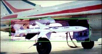 *藏西**上空的狐蝠梦魇