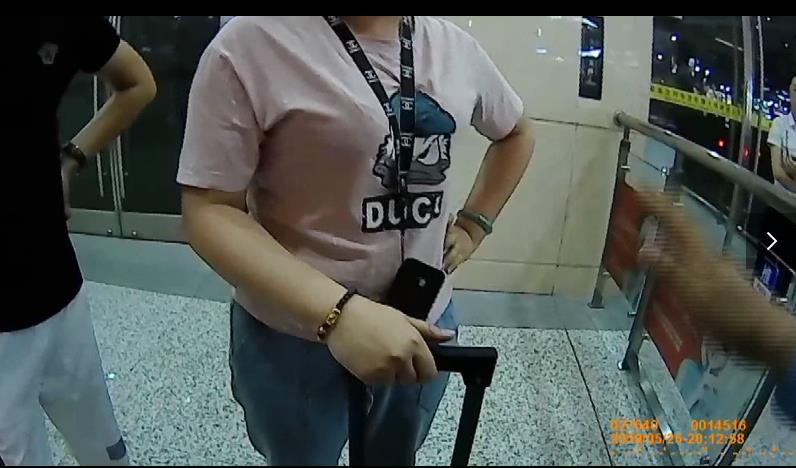 女子闯火车站安检被拘,女子火车站内撒泼被拘5天