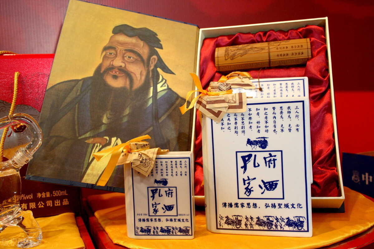 轻骑小鸭孔府家，这些广告语从济南青岛叫响全中国，如今听不到了