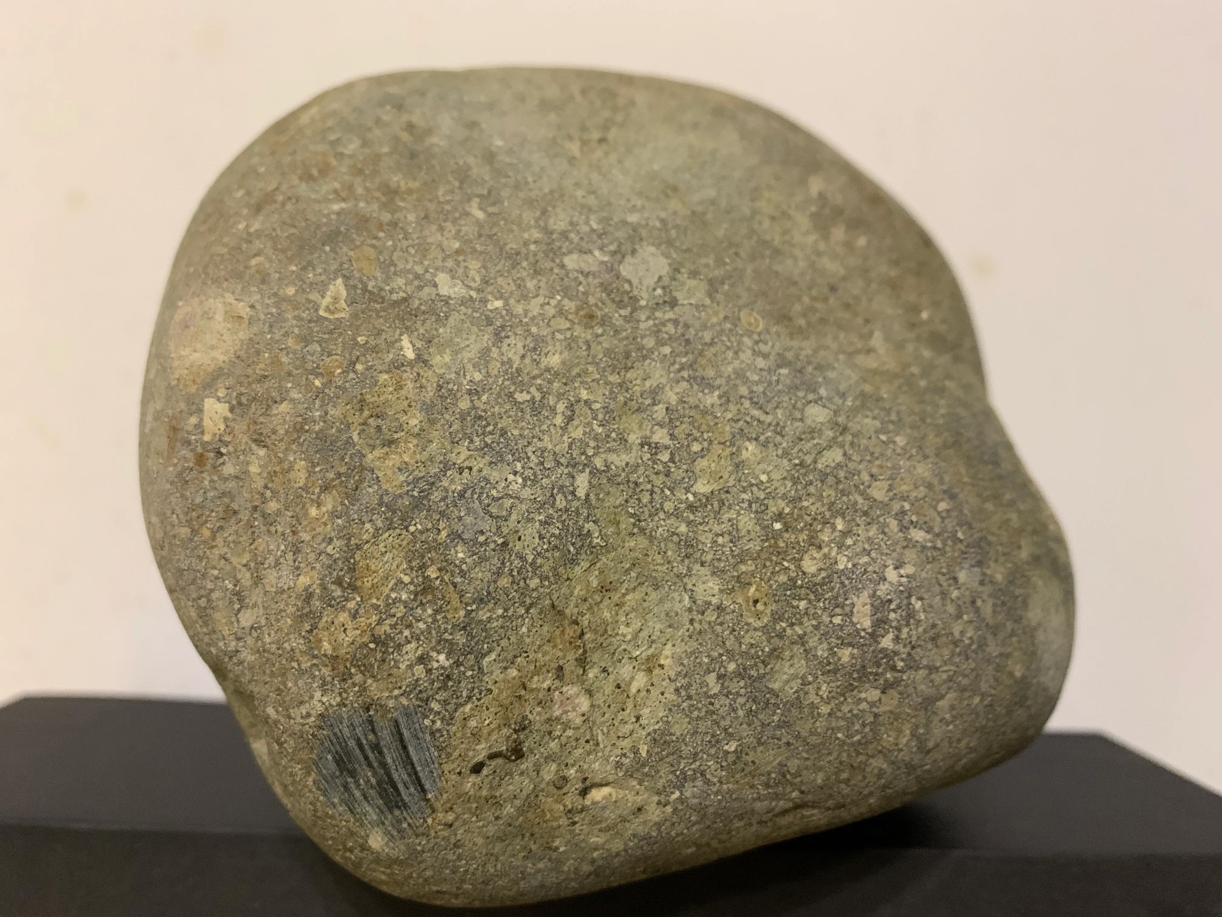 斜长石角砾岩无球粒陨石,月球混合碎硝角砾陨石