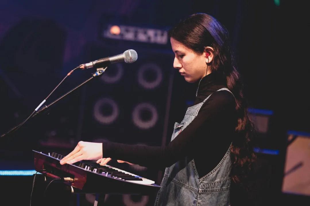 我们吹拉弹唱样样通BlackCountryNewRoad