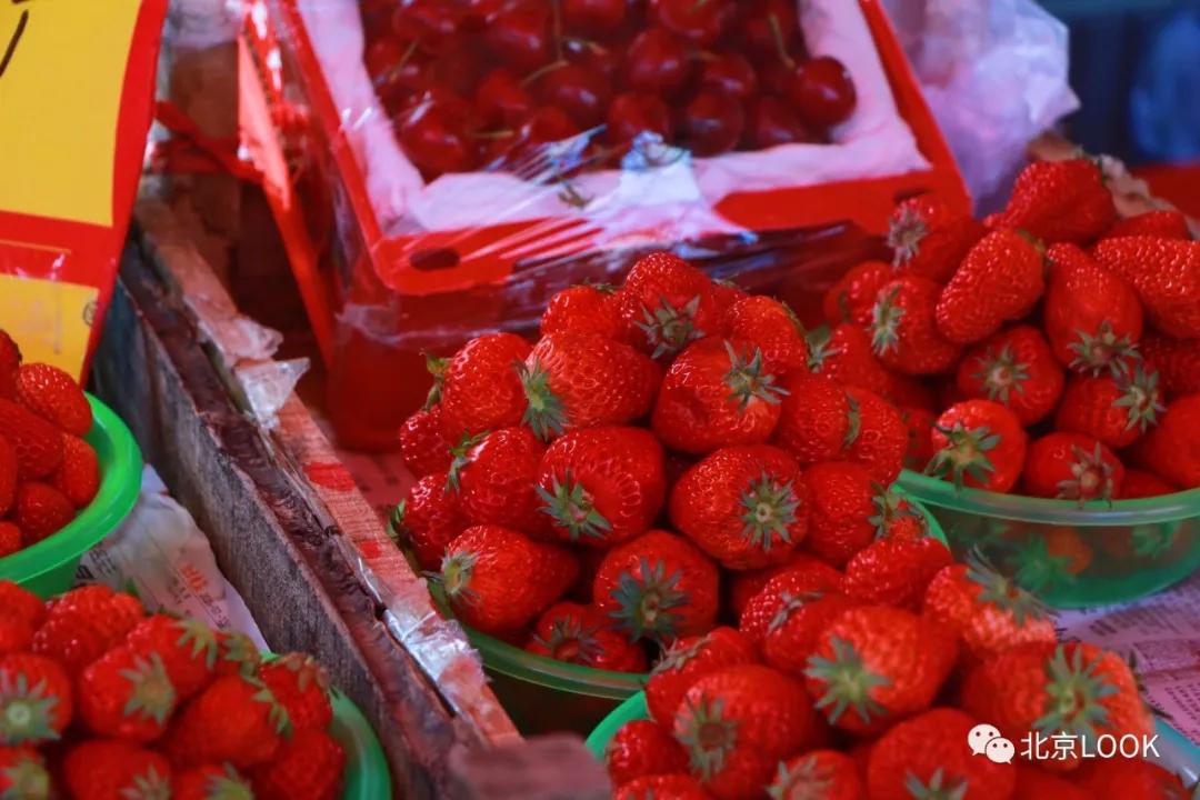 北京小区的早晨,北京小区里的傍晚