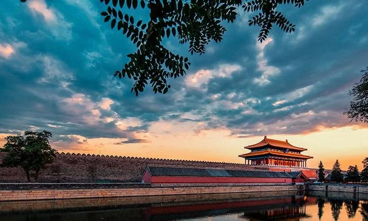 10首关于国庆节节的爱国诗,十首爱国诗词满满国家情怀