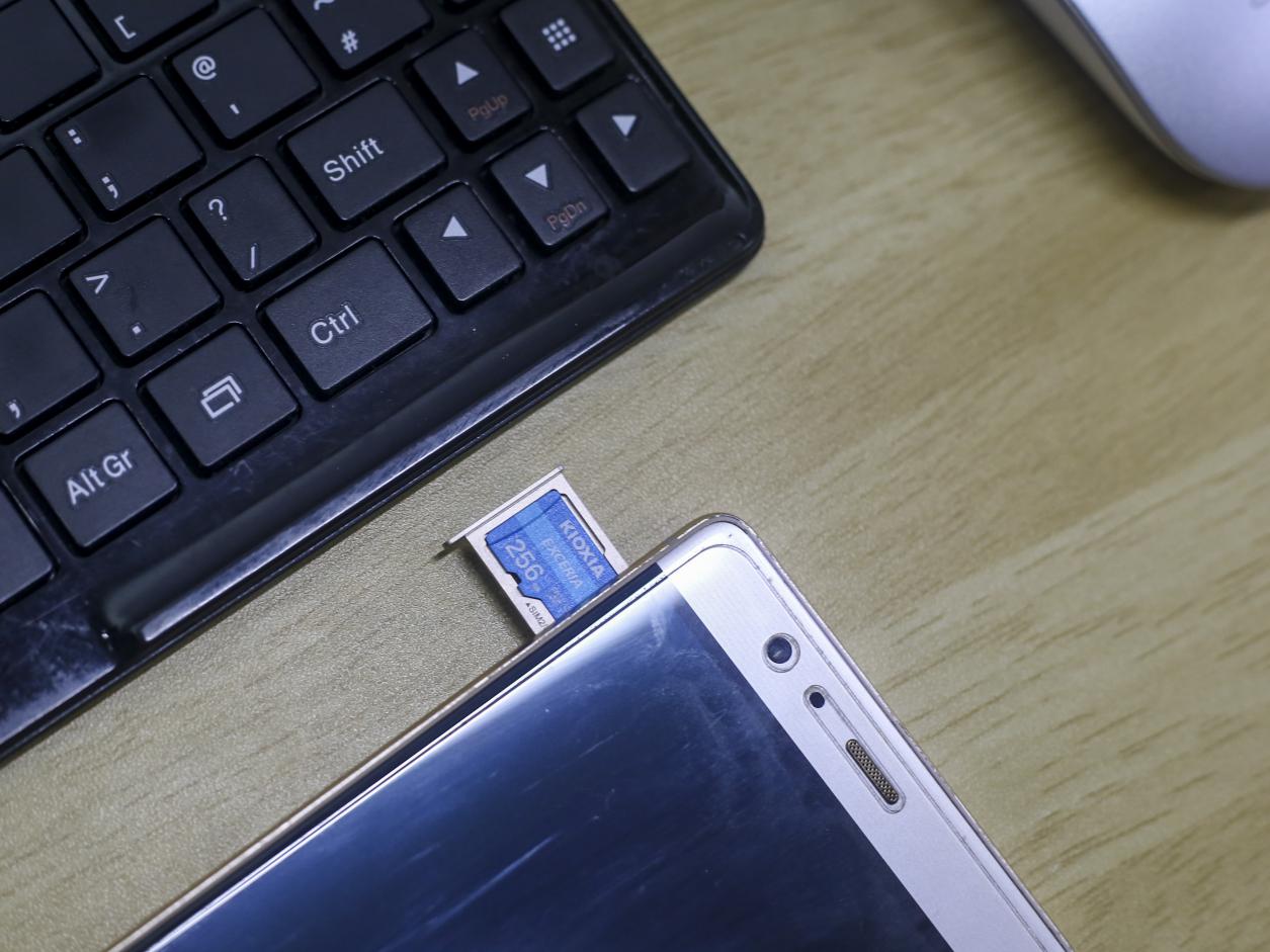 铠侠存储卡空间,铠侠金属u盘扩容