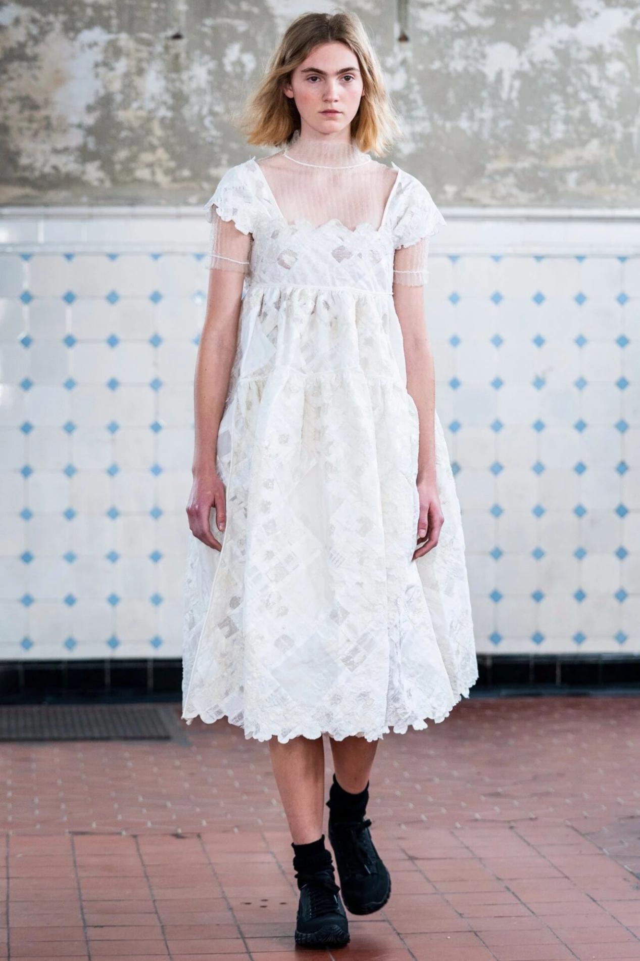 40岁不适合穿哪一种裙子了,女人过了50岁别穿几种裤子