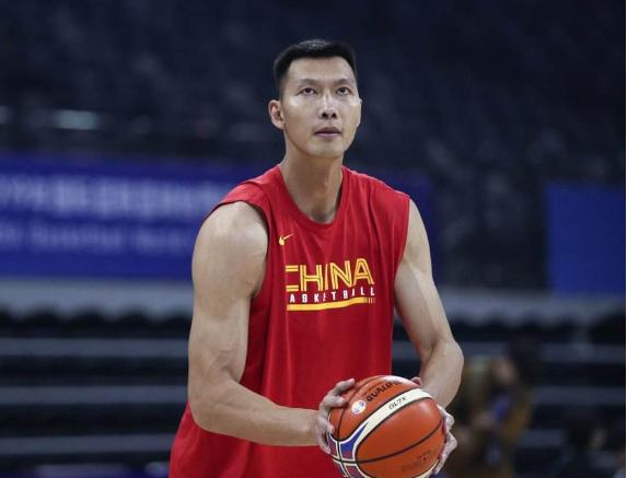 中国篮坛第一人王治郅,中国篮坛七大帅哥