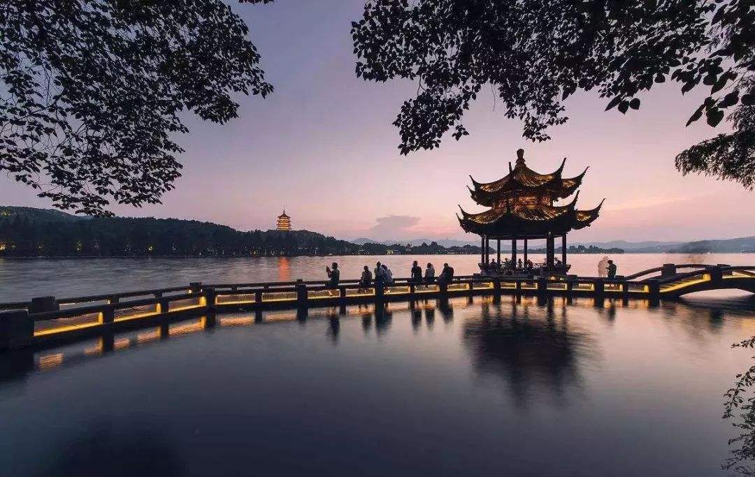 苏轼诗里的西湖,苏东坡的西湖诗有哪些