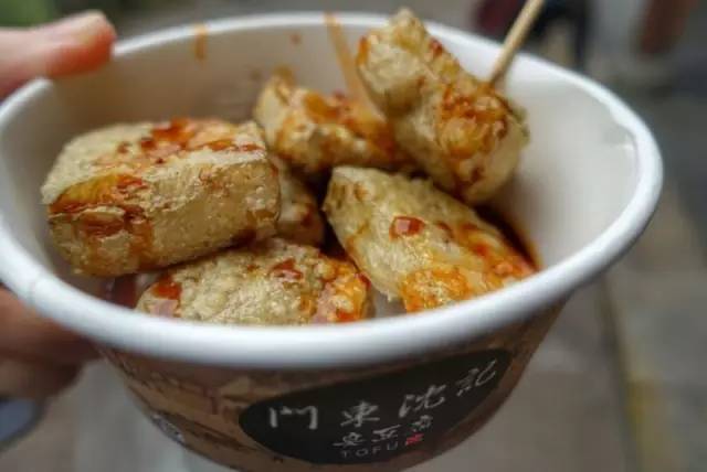 去南京都有哪些特点小吃,去南京必去的特点小吃