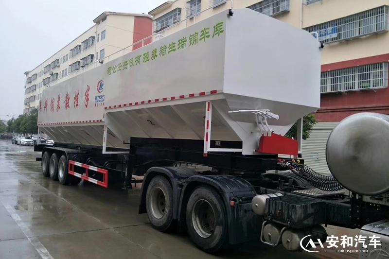 4米230吨半挂散装饲料车,66方半挂饲料车价格