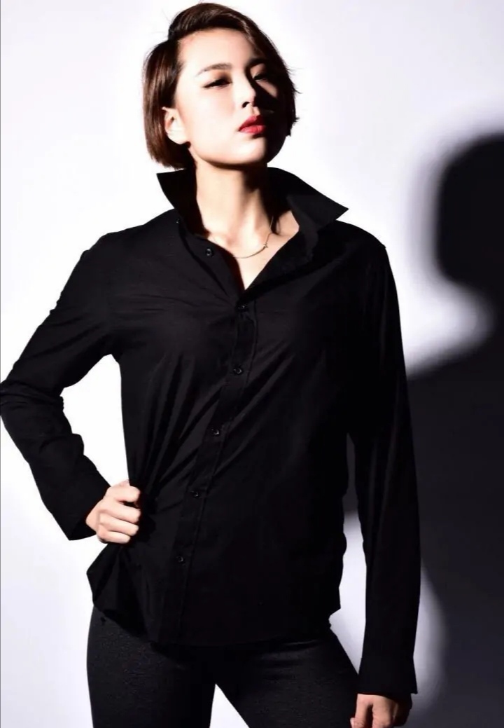 女排名将曾春蕾顽强拼搏,女排不走寻常路