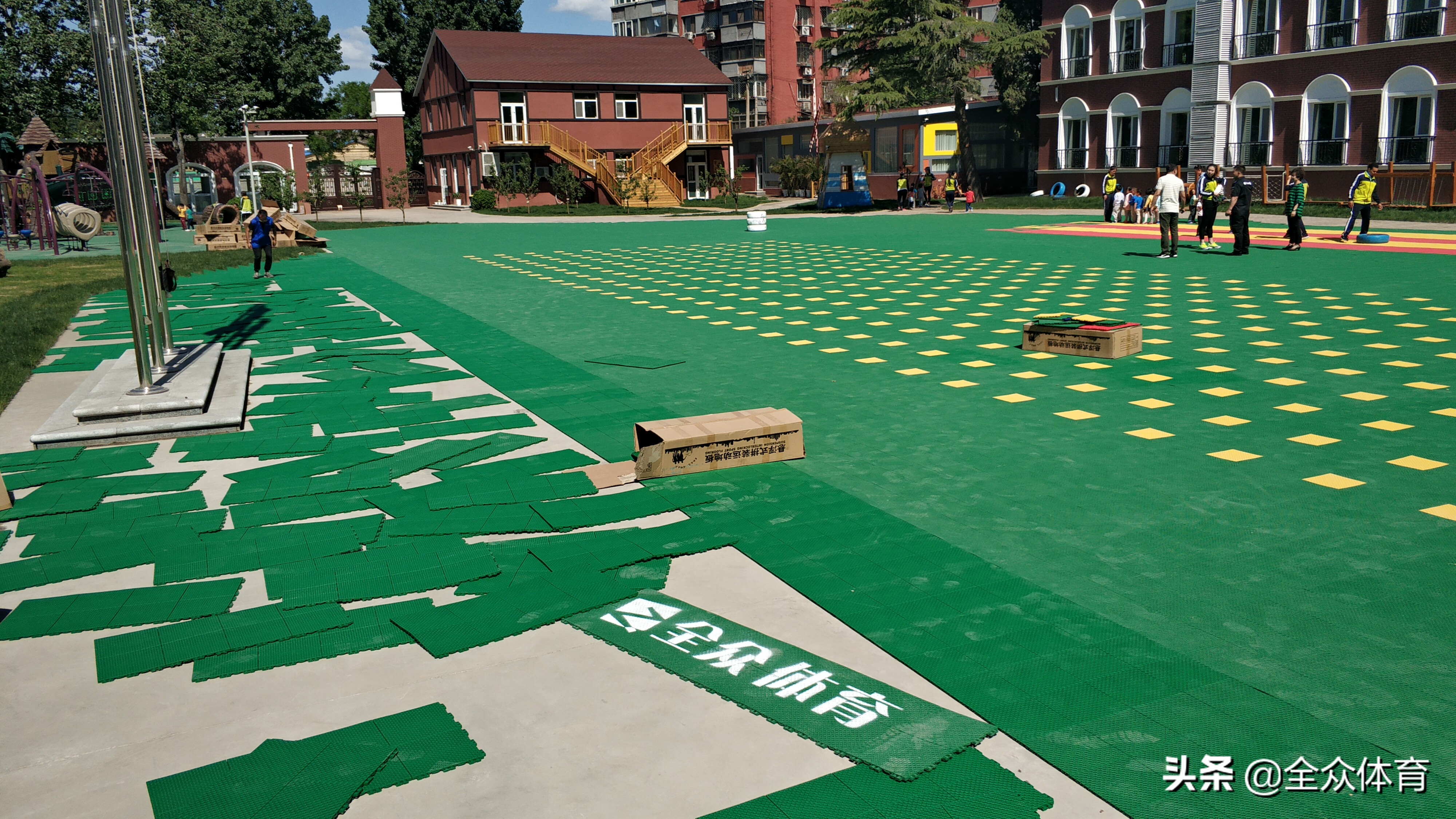 幼儿园室外地面铺什么材料好,幼儿园室外地面铺装材料种类