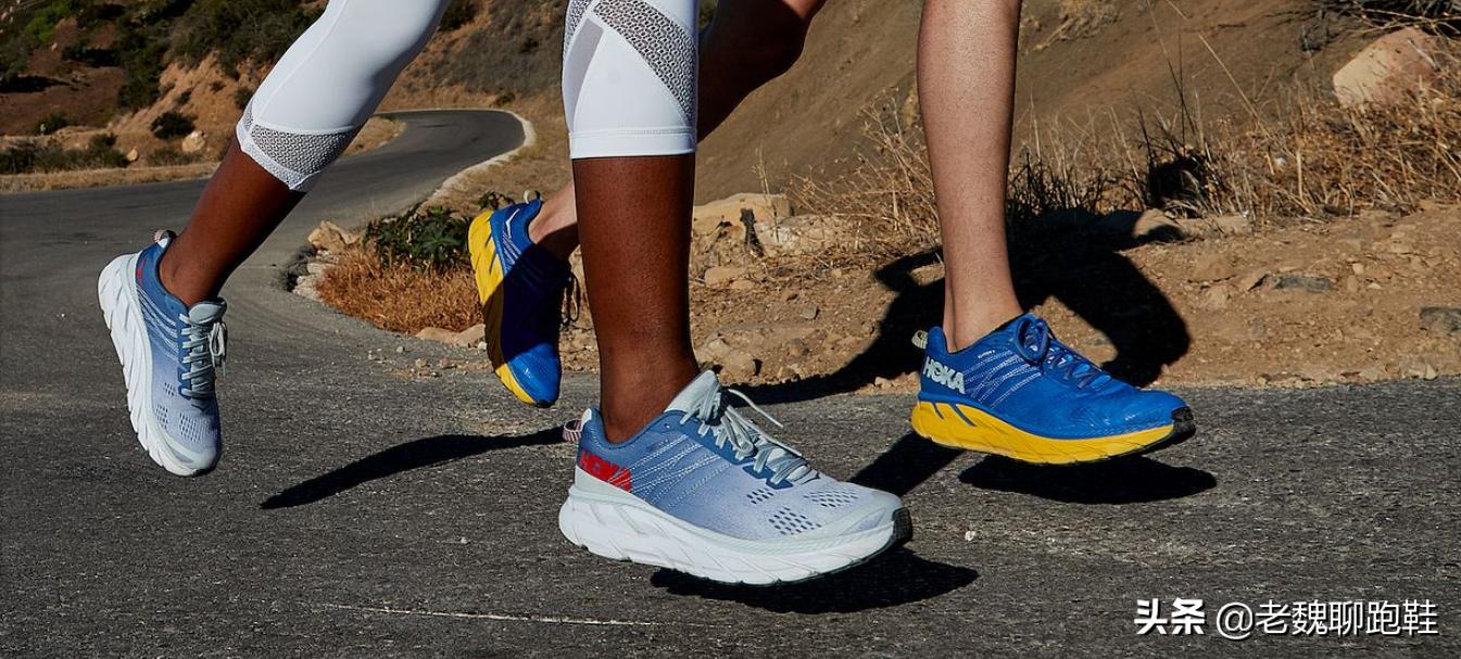 只有鞋底的跑鞋,只有中底的鞋