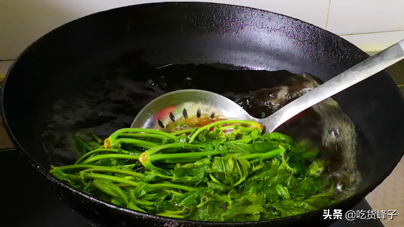 香椿三鲜饺子,香椿包饺子的各种吃法大全