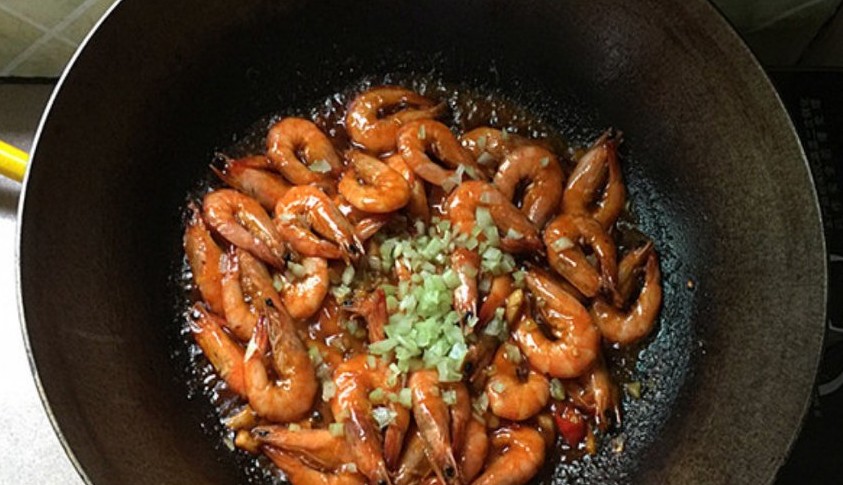 海虾用什么炒着好吃又简单,鲜海虾怎样烧好吃又好看