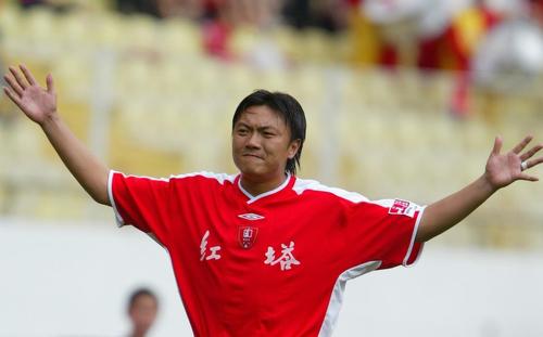 重庆足球的风雨历程,重庆足球独撑大旗