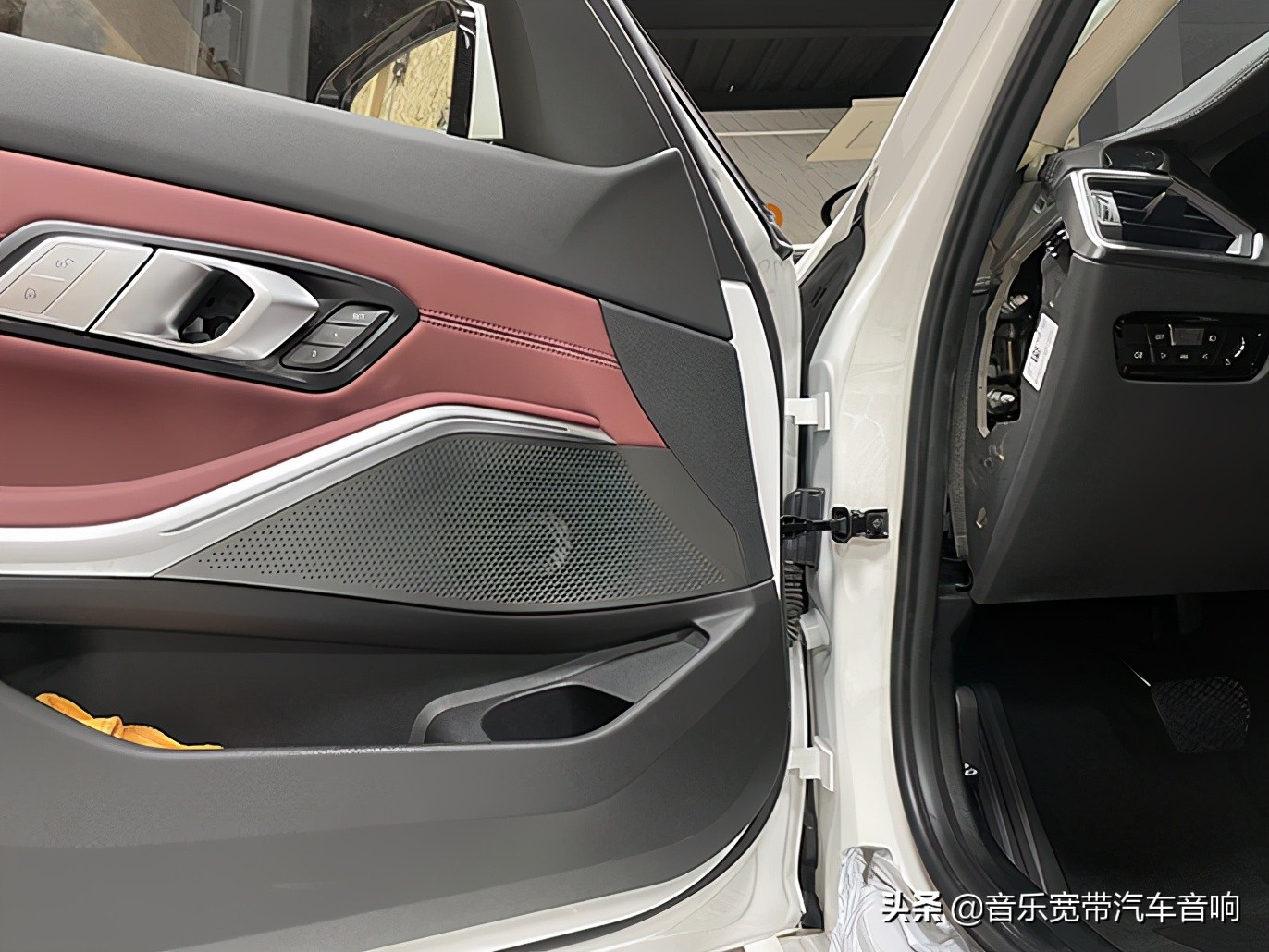 宝马325首发版改装音响,宝马325首发改音响