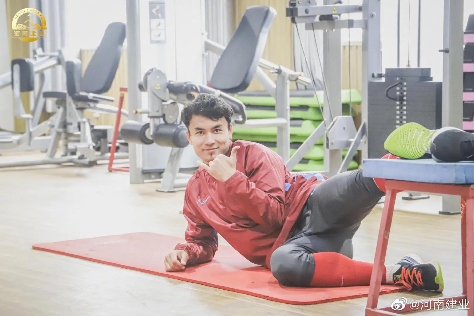 上海海港有几个维吾尔族球员,上海海港还会有哪些新成员