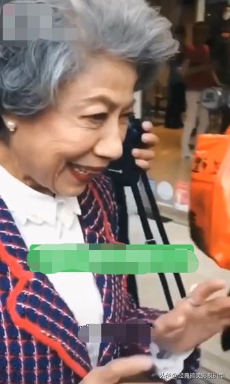 罗兰饰演鬼片有多恐怖,罗兰恐怖片照片